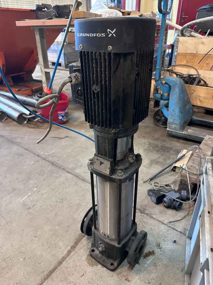 Pompa GRUNDFOS A96516663P1043T