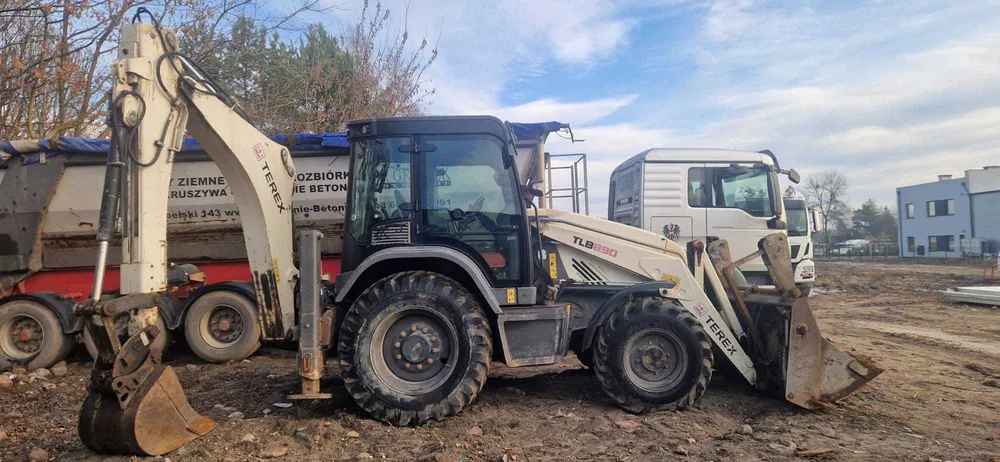 Koparko ładowarka Terex Mecalac TLB890PS