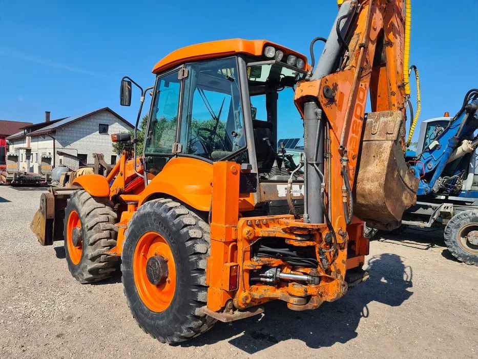 Koparko-ładowarka New Holland LB 115 Fiat-Kobelco B200
