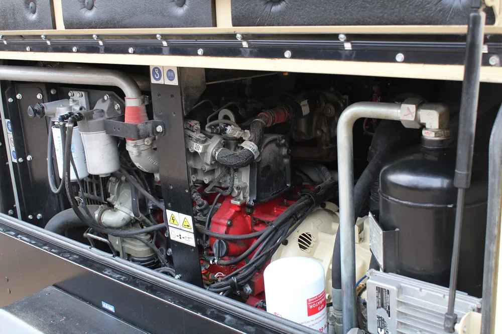 Kompresor śrubowy Doosan 7/73 /2019r./1143mth/7m3/13,8bar